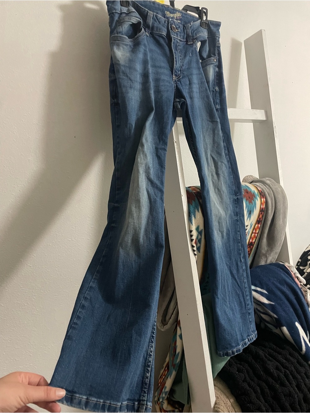 Wrangler Women’s Bootcut Jeans - Medium Wash